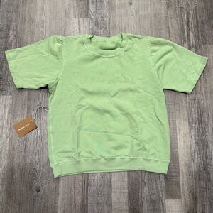 All the Babies Green Short Sleeve Sweatshirt NWT - Small